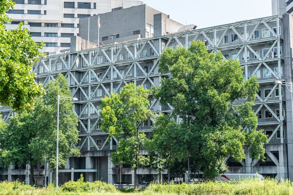 cross-brace-earthquake-proof-buildings