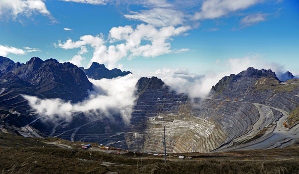 grasberg-open-pit-mine