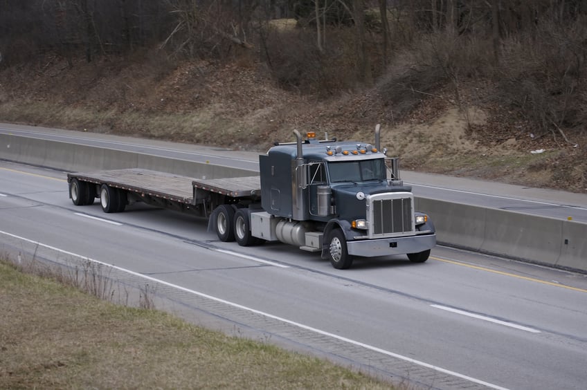 flatbed-trailer-transport