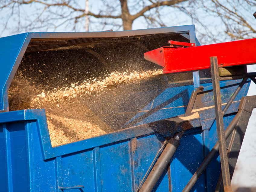 wood-chipper-chute